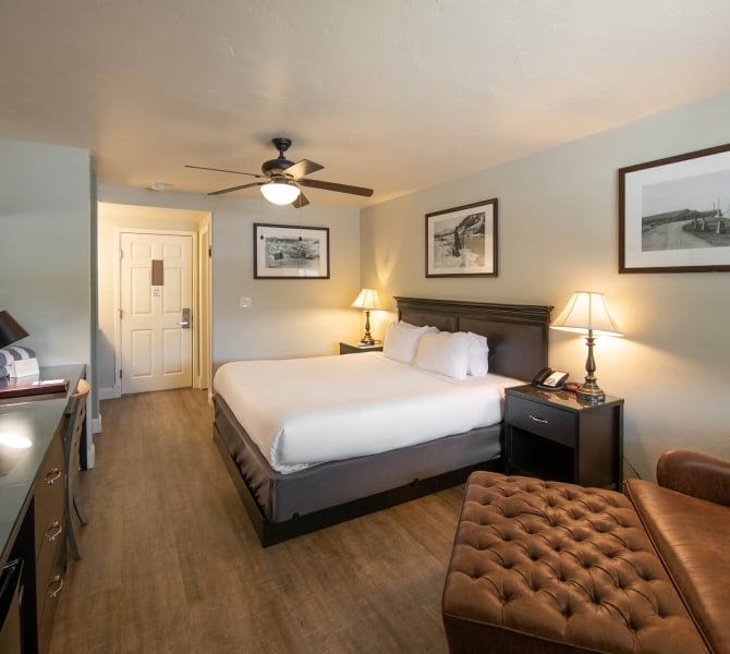 A classy resort suite with queen sized bed